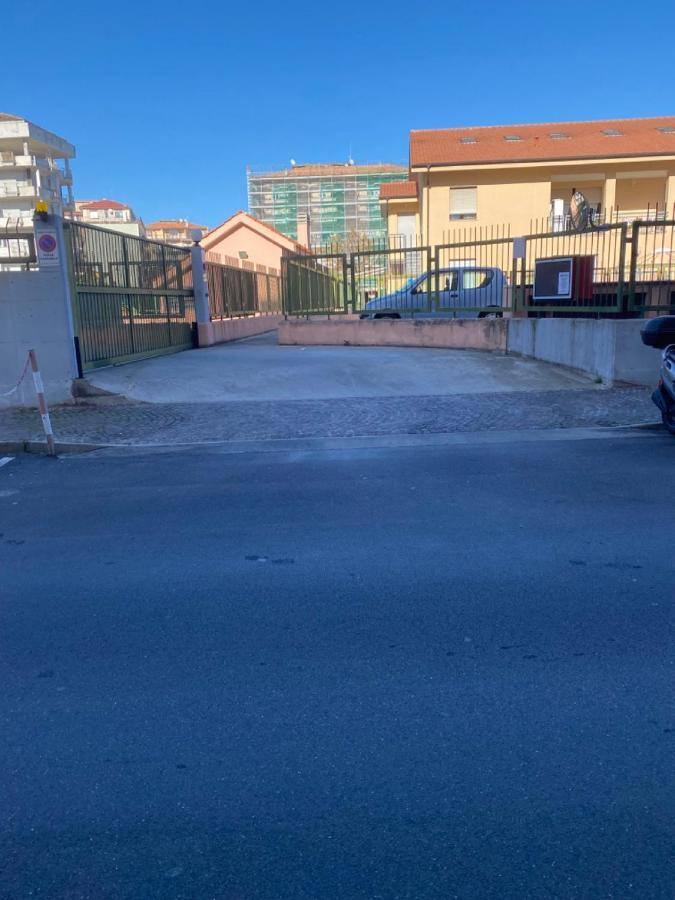 Largodoria - Viagenova, Box Auto Privato Incluso Apartman Albenga Kültér fotó